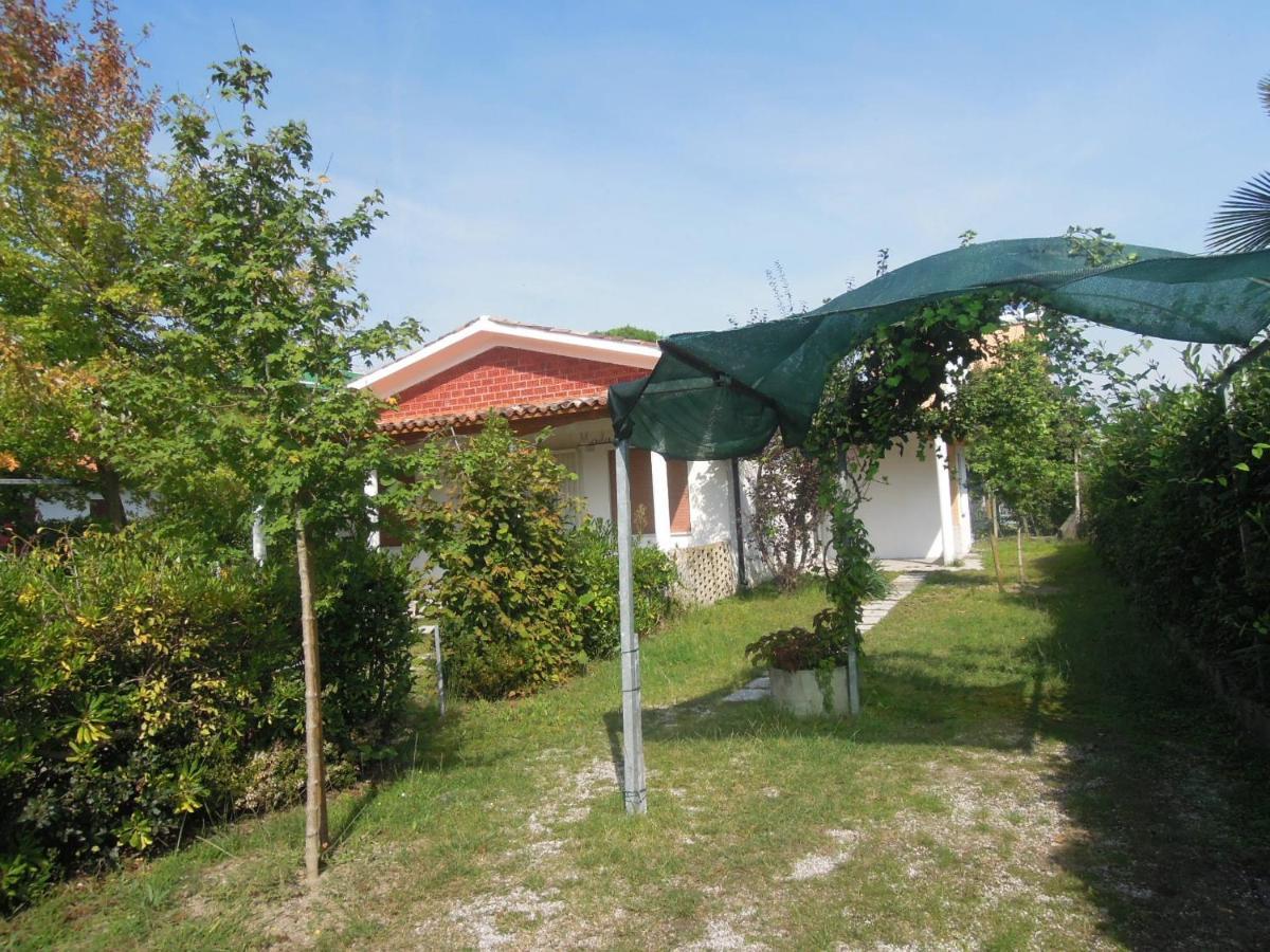 Villa Maila Bibione Exteriör bild